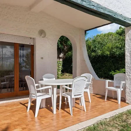 Vakantiehuis Peaceful Near The