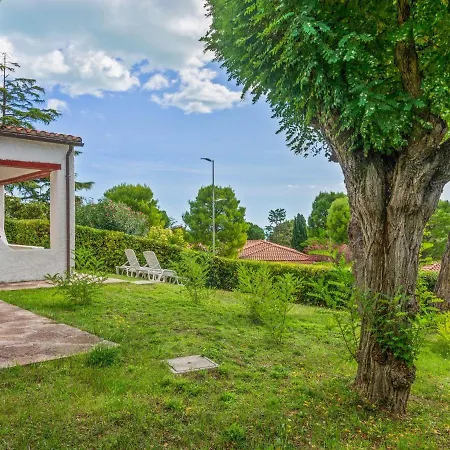 Peaceful Near The * Numana
